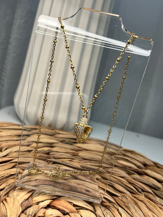 Zirconia Seashell Necklace