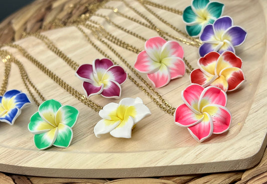 Big Plumeria Necklace